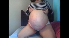 Pregnant girl pirecing