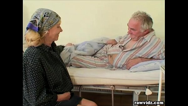Pregnant woman gets ucked in the hospital scene
