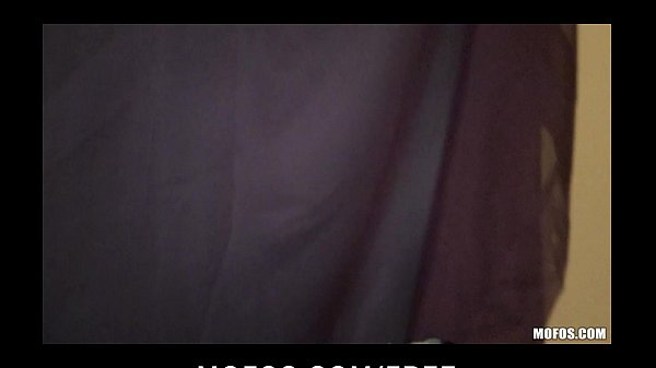 Truth or dare game leads to masturbation scene