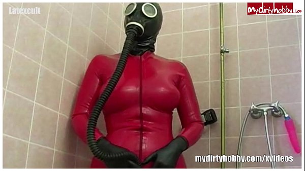 German pregnant latex scene