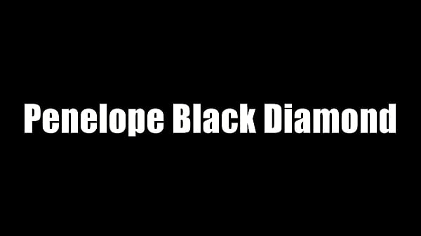 Pregnant penelope black diamand scene